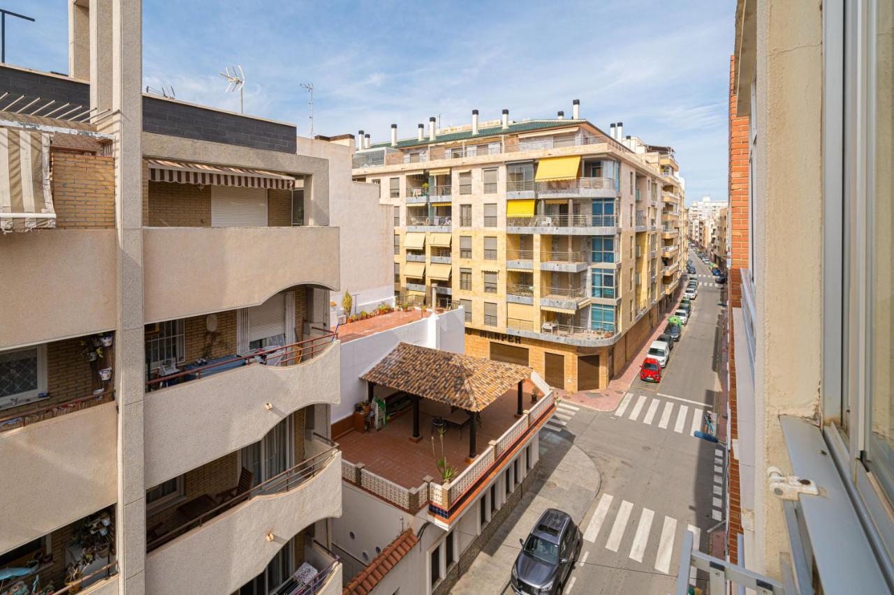 Casa Terra: Apartment 50 Meters From The Beach Torrevieja Luaran gambar